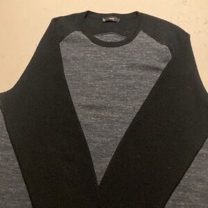 Mens size L VINCE sweater